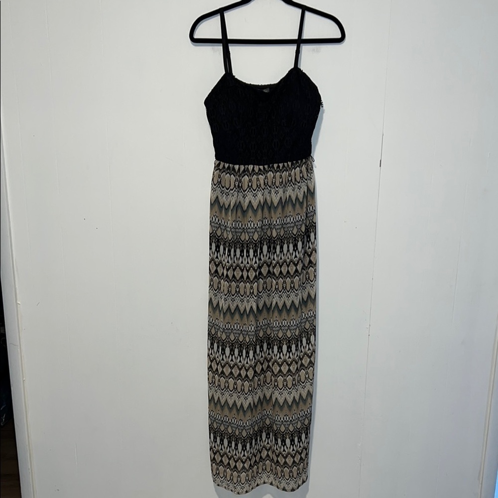 NWT Lily Rose Spaghetti Strap Maxi Dress With Built In Breast Pads T20*